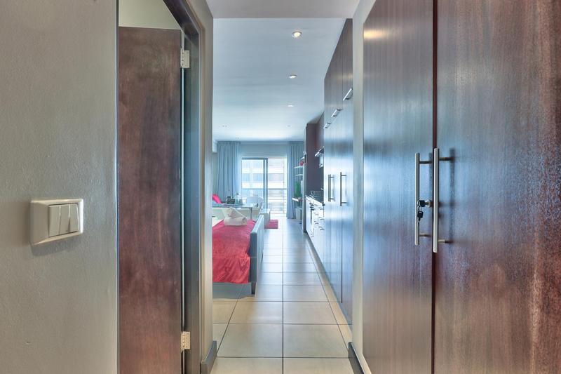 1 Bedroom Property for Sale in Cape Town City Centre Western Cape